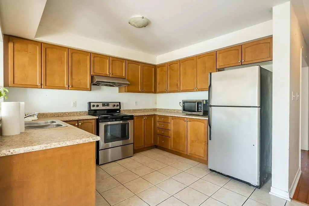 Beautiful Townhouse In Toronto Διαμέρισμα